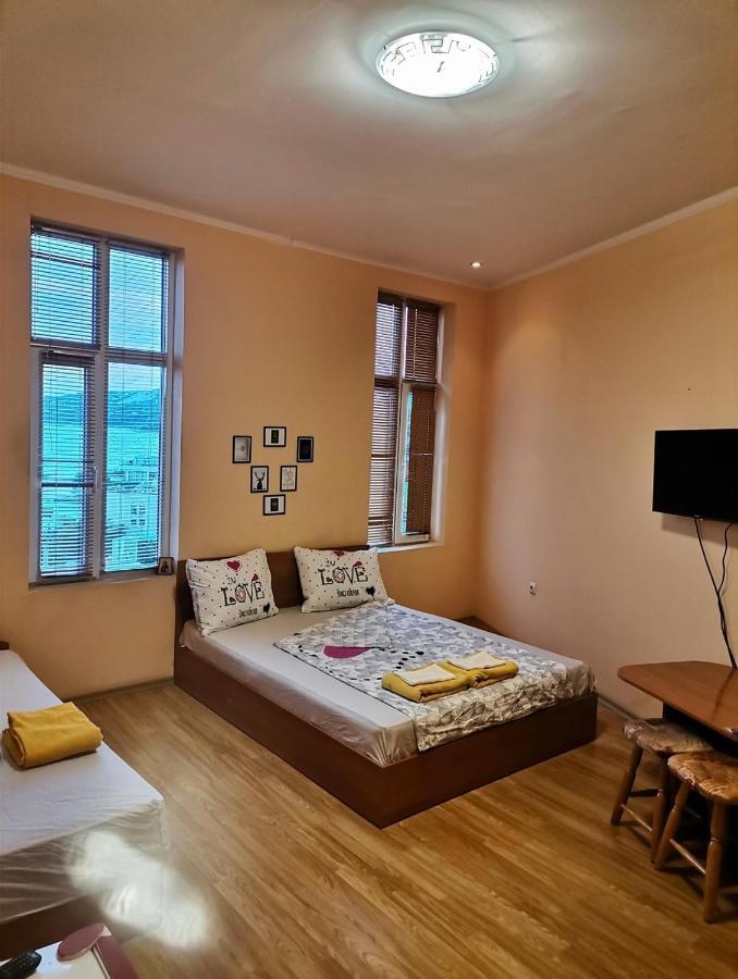 Matrona Guest House Balchik Bagian luar foto